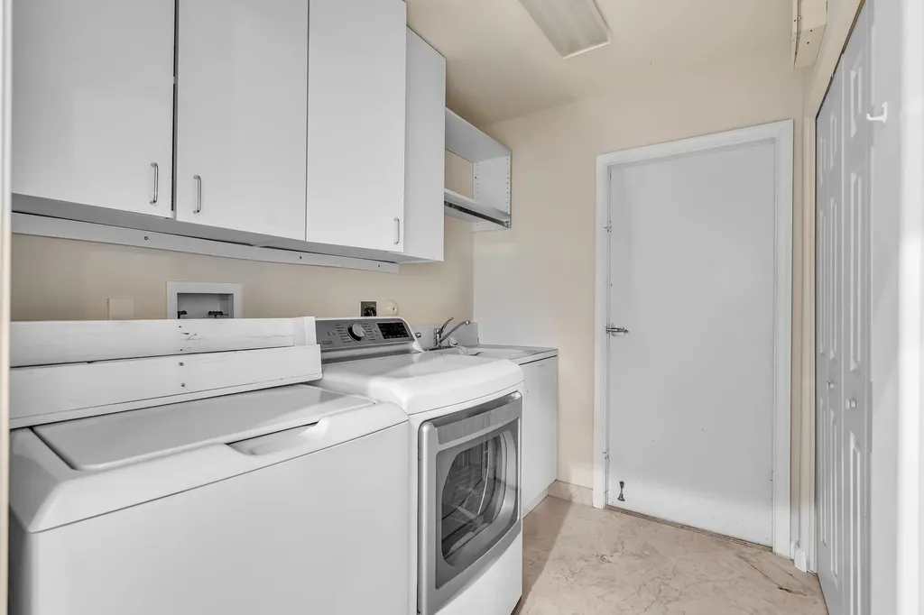 12316 Lakeridge Falls Drive Boynton Beach FL 33437
