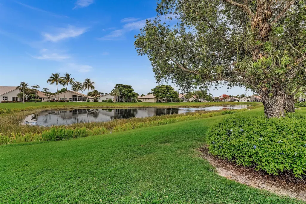 12316 Lakeridge Falls Drive Boynton Beach FL 33437
