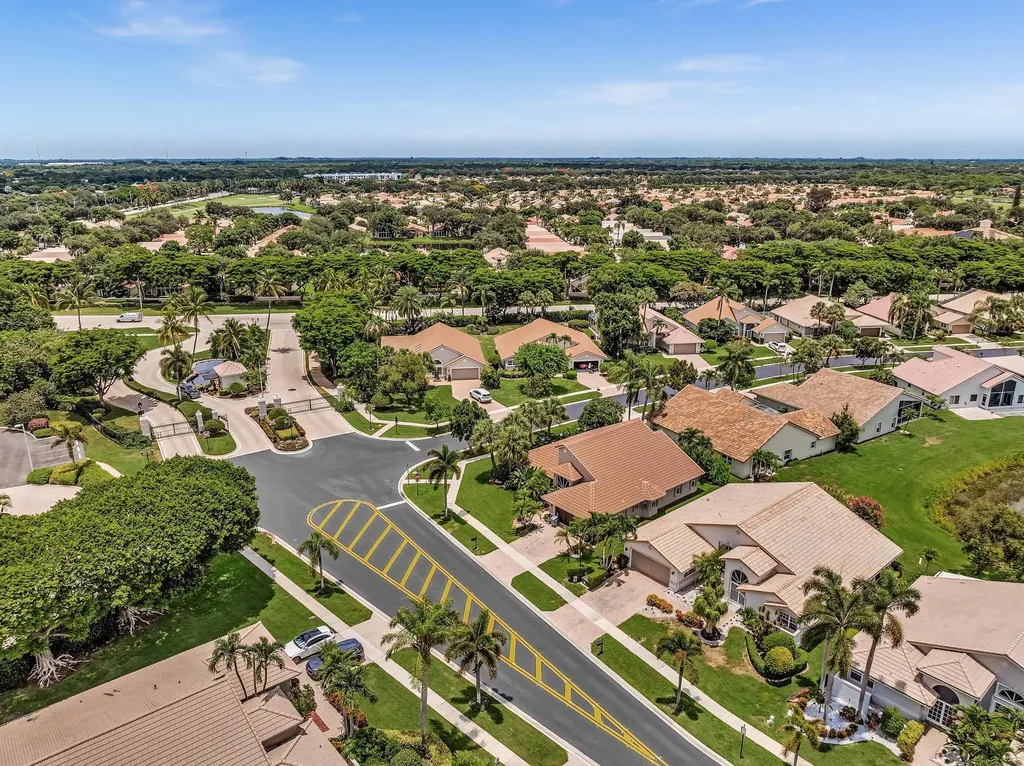 12316 Lakeridge Falls Drive Boynton Beach FL 33437