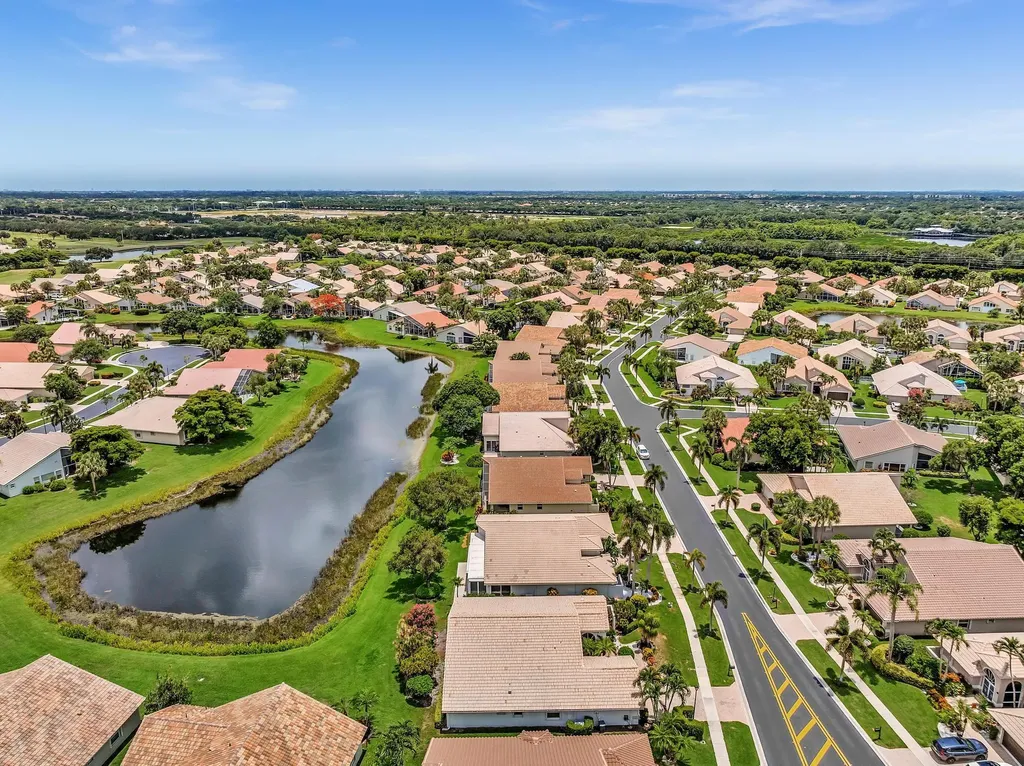 12316 Lakeridge Falls Drive Boynton Beach FL 33437