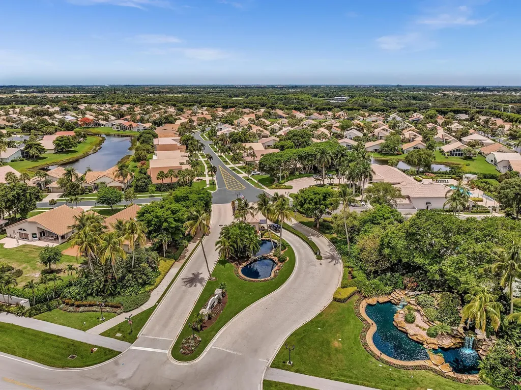 12316 Lakeridge Falls Drive Boynton Beach FL 33437