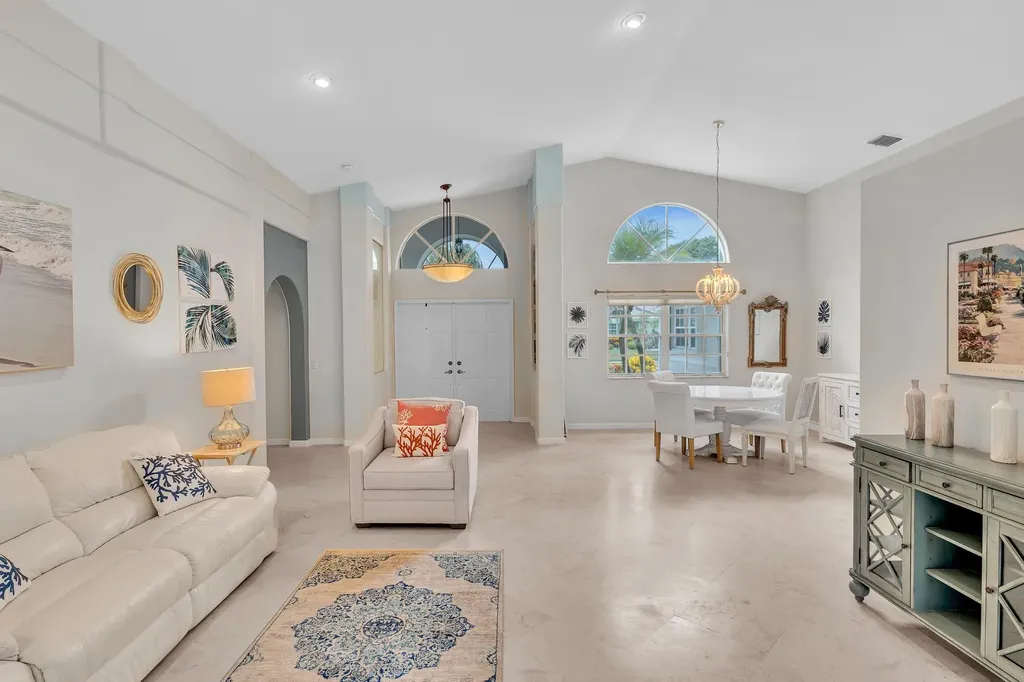 12316 Lakeridge Falls Drive Boynton Beach FL 33437