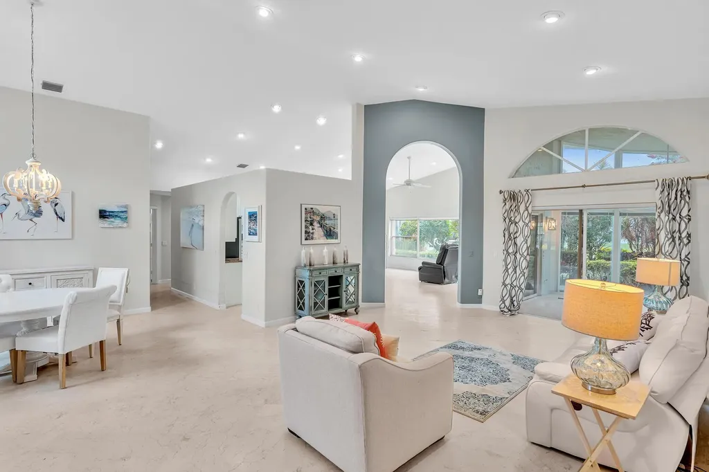 12316 Lakeridge Falls Drive Boynton Beach FL 33437