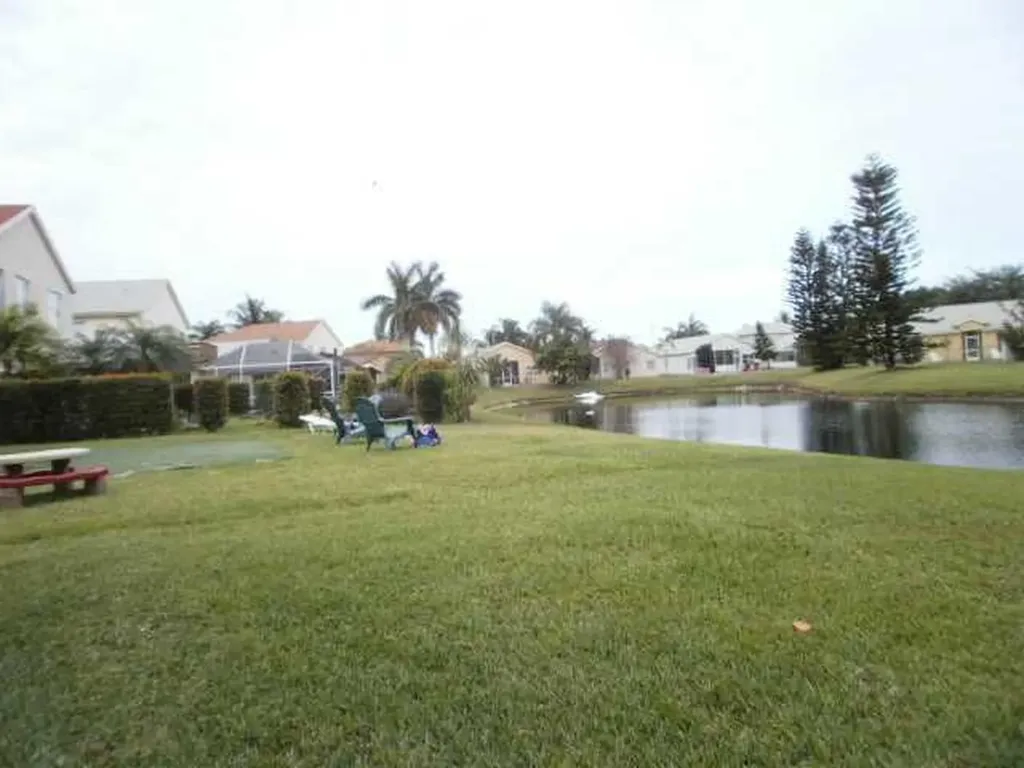 6365 Lansdowne Circle Boynton Beach FL 33472