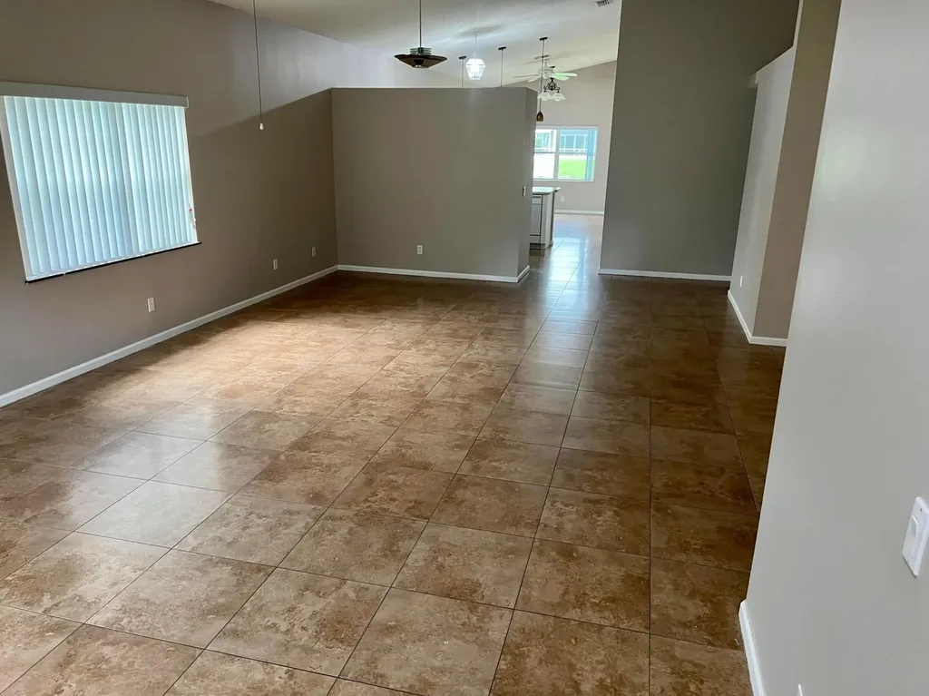 6365 Lansdowne Circle Boynton Beach FL 33472