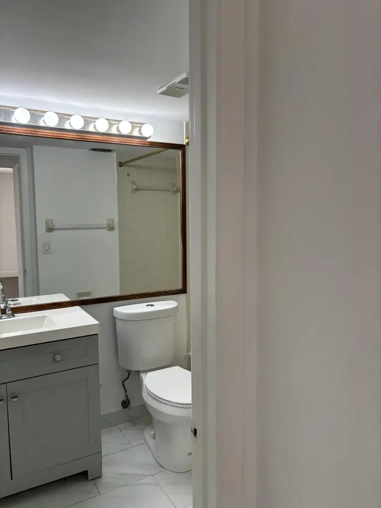 5721 Riverside Drive Coral Springs FL 33067