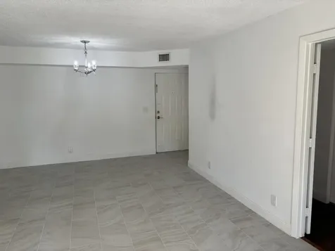 5721 Riverside Drive Coral Springs FL 33067