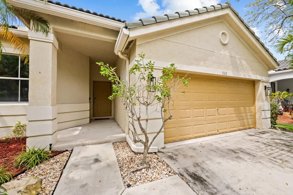 828 Vanda Terrace Weston FL 33327