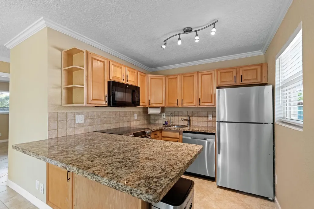 309 NE 16th Street Fort Lauderdale FL 33304