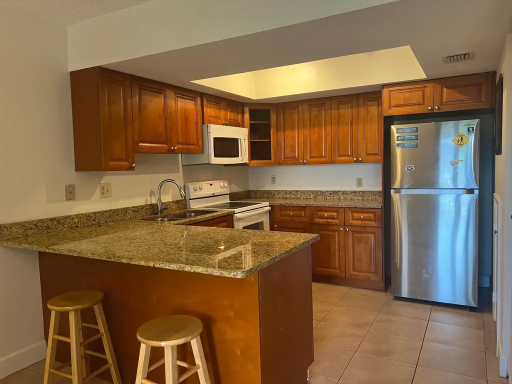 27 Matador Lane Davie FL 33324