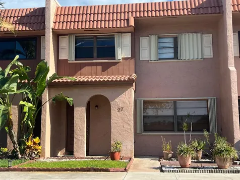 27 Matador Lane Davie FL 33324
