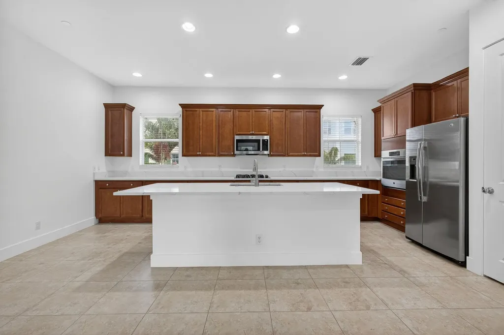 7089 Edison Place Palm Beach Gardens FL 33418