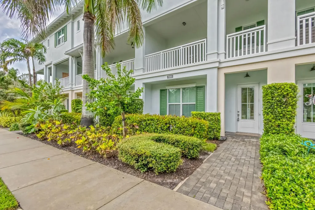 7089 Edison Place Palm Beach Gardens FL 33418