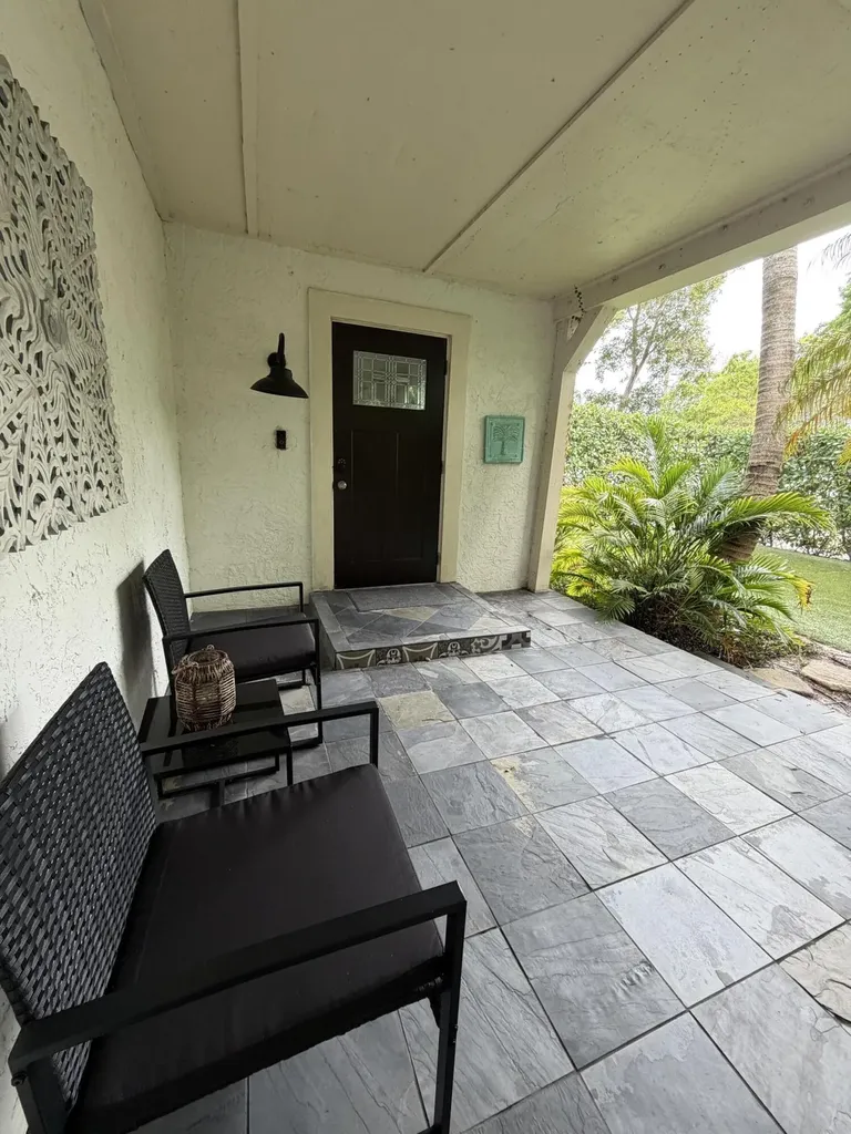 515 Ardmore Road West Palm Beach FL 33401