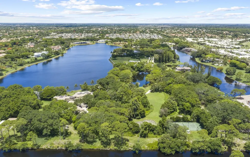 6001 Le Lac Road Boca Raton FL 33496
