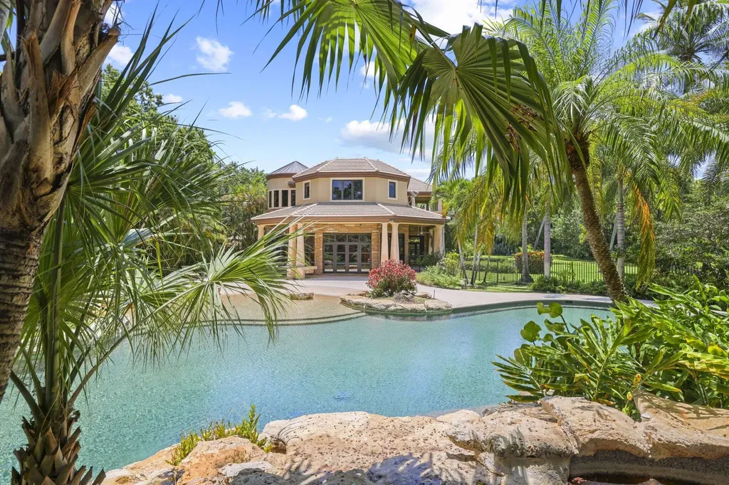 6001 Le Lac Road Boca Raton FL 33496