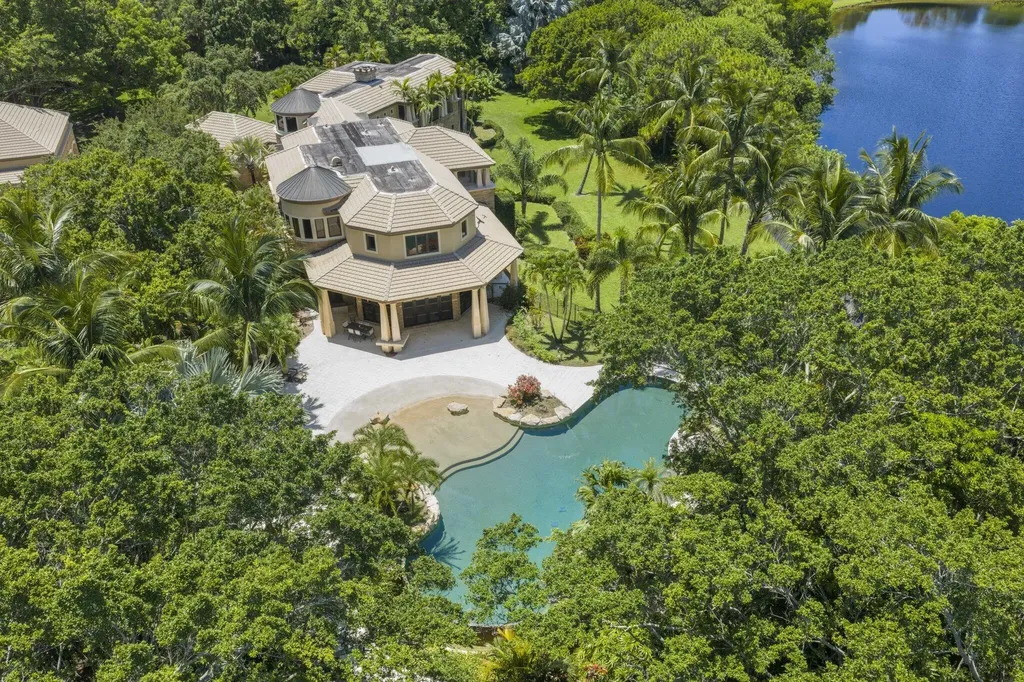 6001 Le Lac Road Boca Raton FL 33496