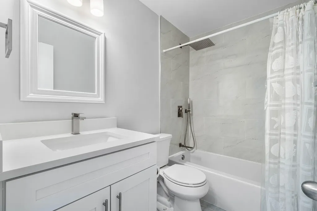 5162 Tennis Lane Delray Beach FL 33484