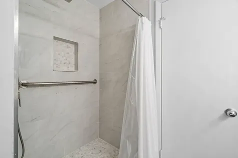 5162 Tennis Lane Delray Beach FL 33484