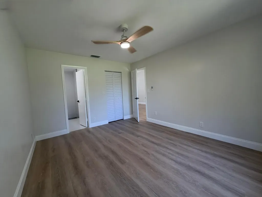 18720 Schooner Drive Boca Raton FL 33496
