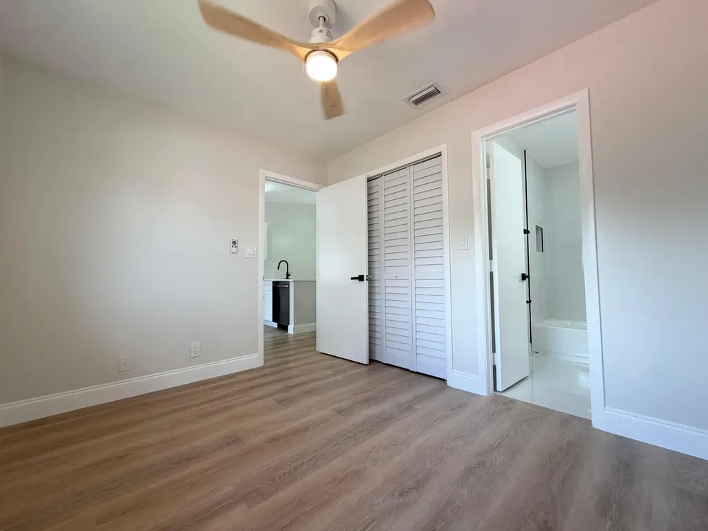 18720 Schooner Drive Boca Raton FL 33496