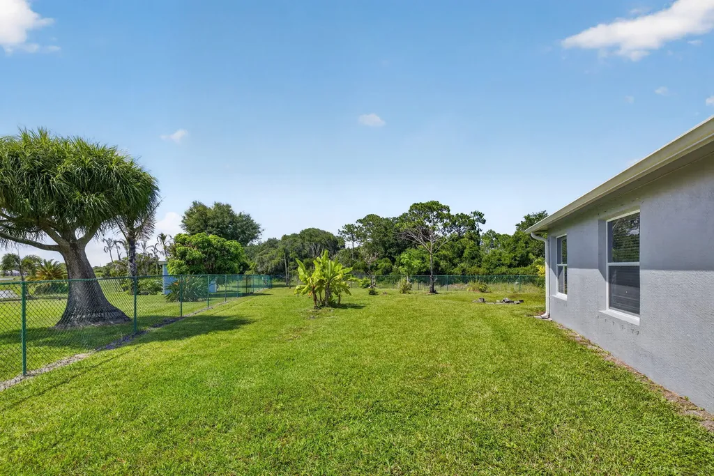 2801 SW Kasson Court Port St Lucie FL 34953