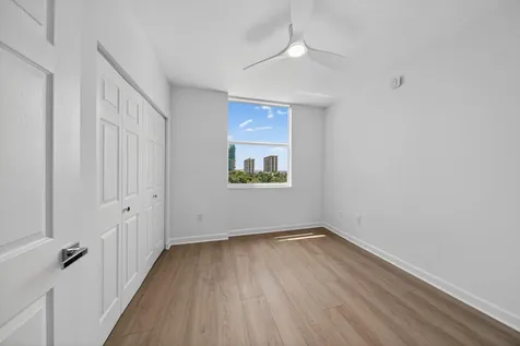 1723 SW 2nd Avenue Miami FL 33129