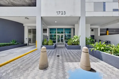 1723 SW 2nd Avenue Miami FL 33129