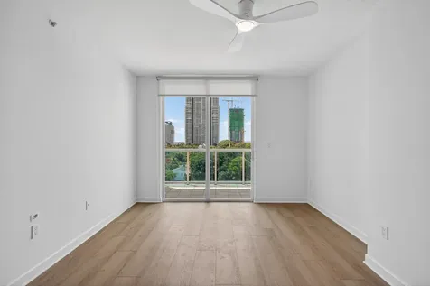 1723 SW 2nd Avenue Miami FL 33129