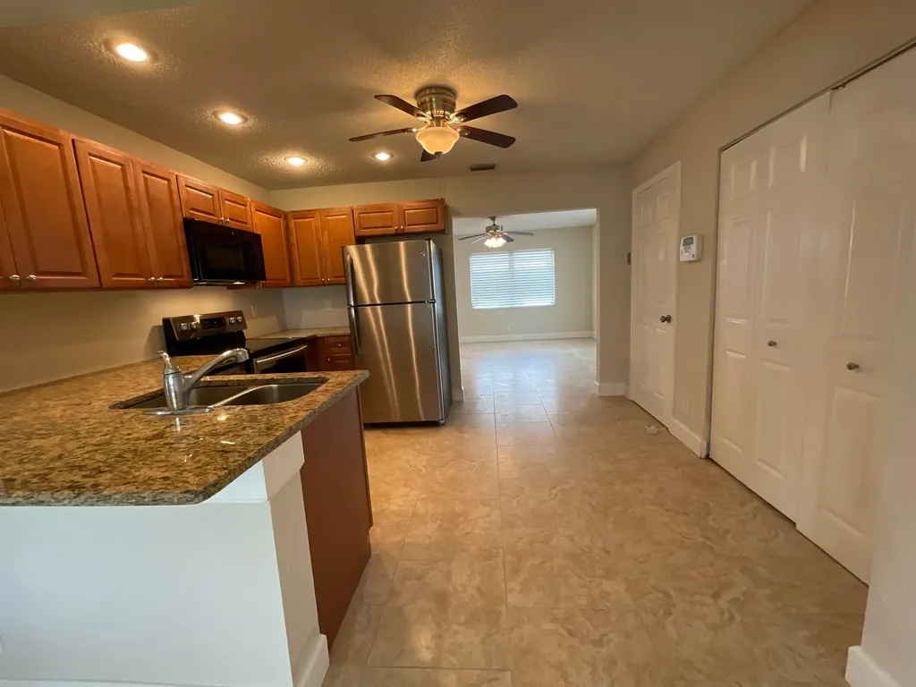 2016 SW 16th Avenue Boynton Beach FL 33426