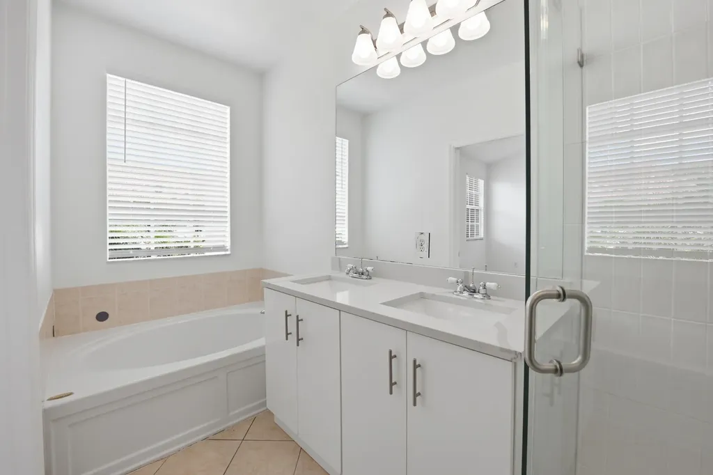 107 Ocean Cay Way Hypoluxo FL 33462