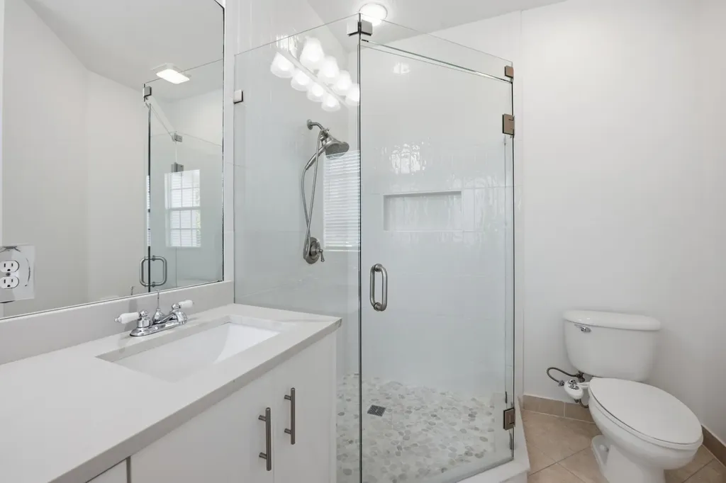 107 Ocean Cay Way Hypoluxo FL 33462