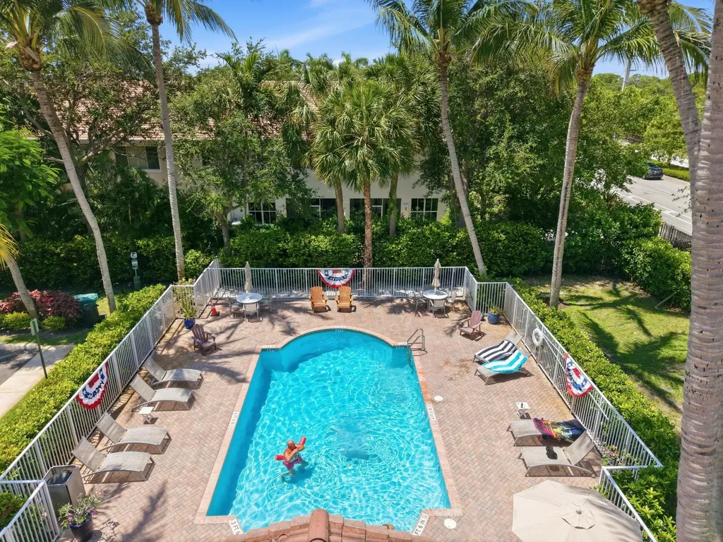 107 Ocean Cay Way Hypoluxo FL 33462