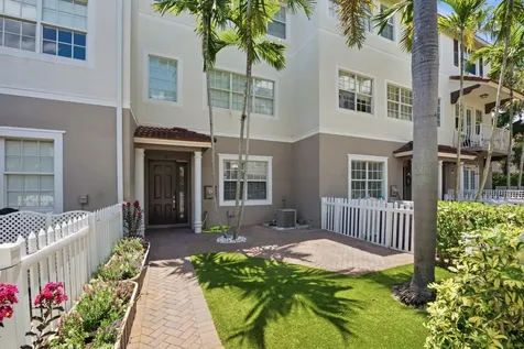 107 Ocean Cay Way Hypoluxo FL 33462