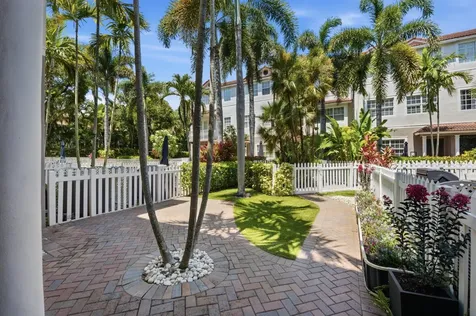 107 Ocean Cay Way Hypoluxo FL 33462