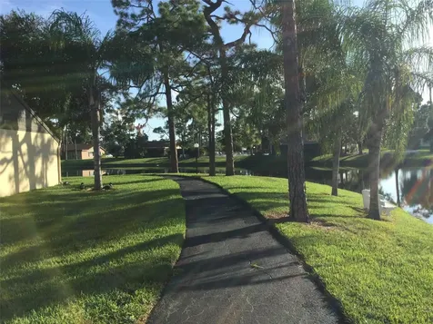 418 Pine Glen Lane Greenacres FL 33463