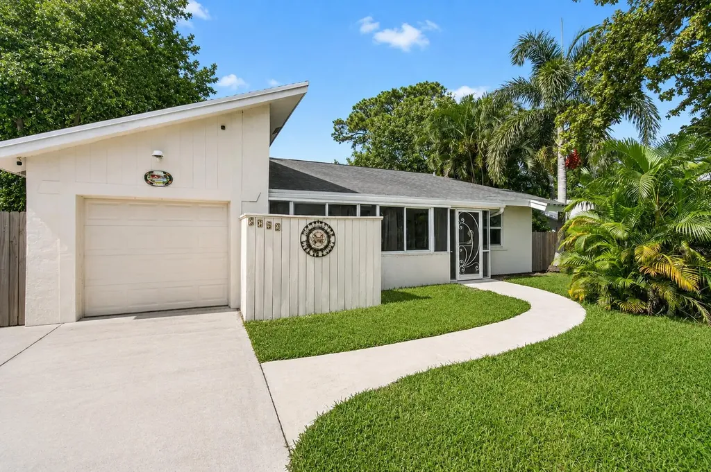 5442 Sunrise Boulevard Delray Beach FL 33484