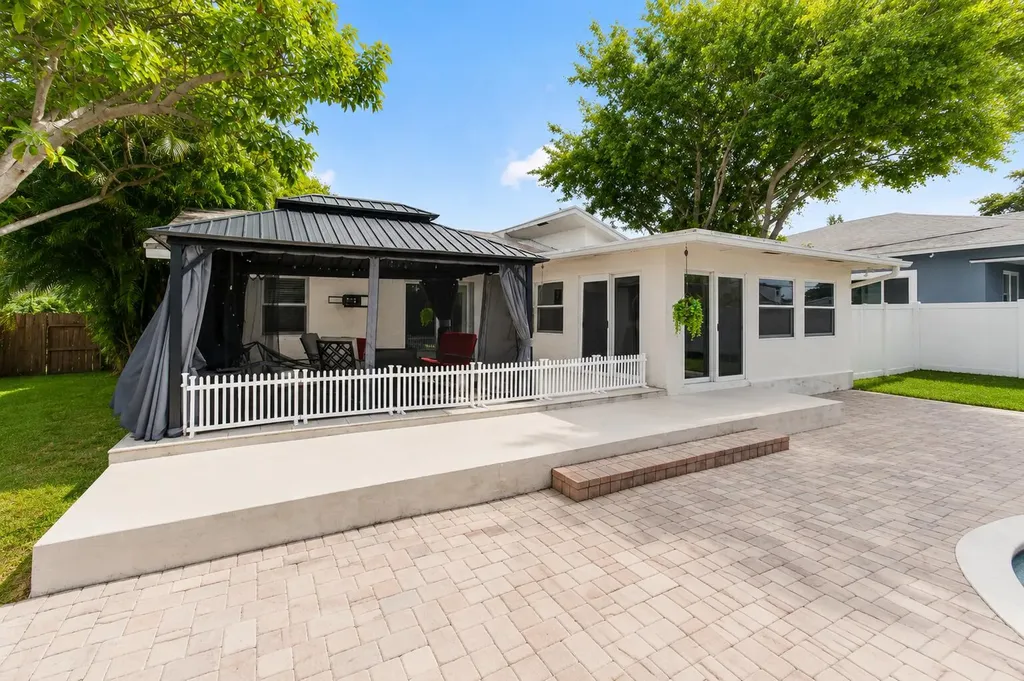 5442 Sunrise Boulevard Delray Beach FL 33484