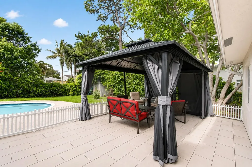 5442 Sunrise Boulevard Delray Beach FL 33484