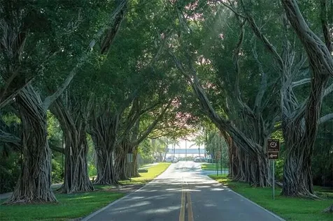 9025 SE Bridge Road Hobe Sound FL 33455