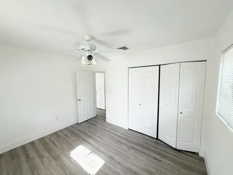 1135 NW 127th Street North Miami FL 33168