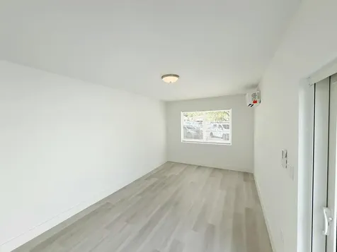 1135 NW 127th Street North Miami FL 33168
