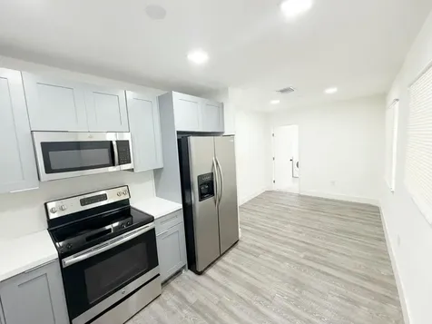 1135 NW 127th Street North Miami FL 33168