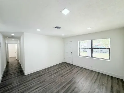 1135 NW 127th Street North Miami FL 33168