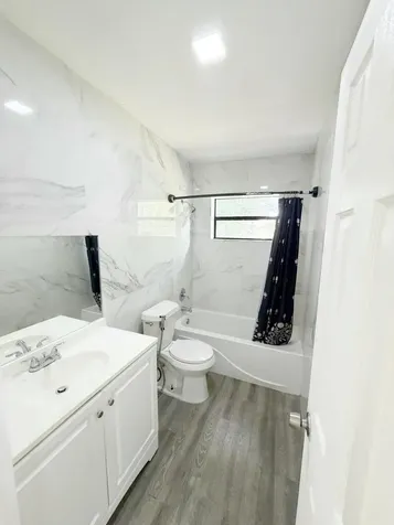1135 NW 127th Street North Miami FL 33168