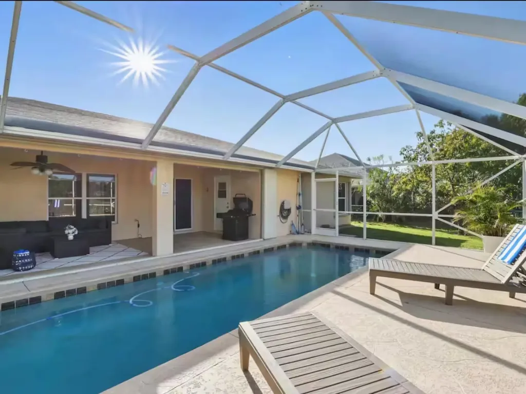 2473 SE Sidonia Street Port St Lucie FL 34952