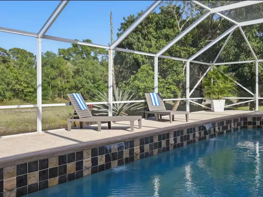 2473 SE Sidonia Street Port St Lucie FL 34952