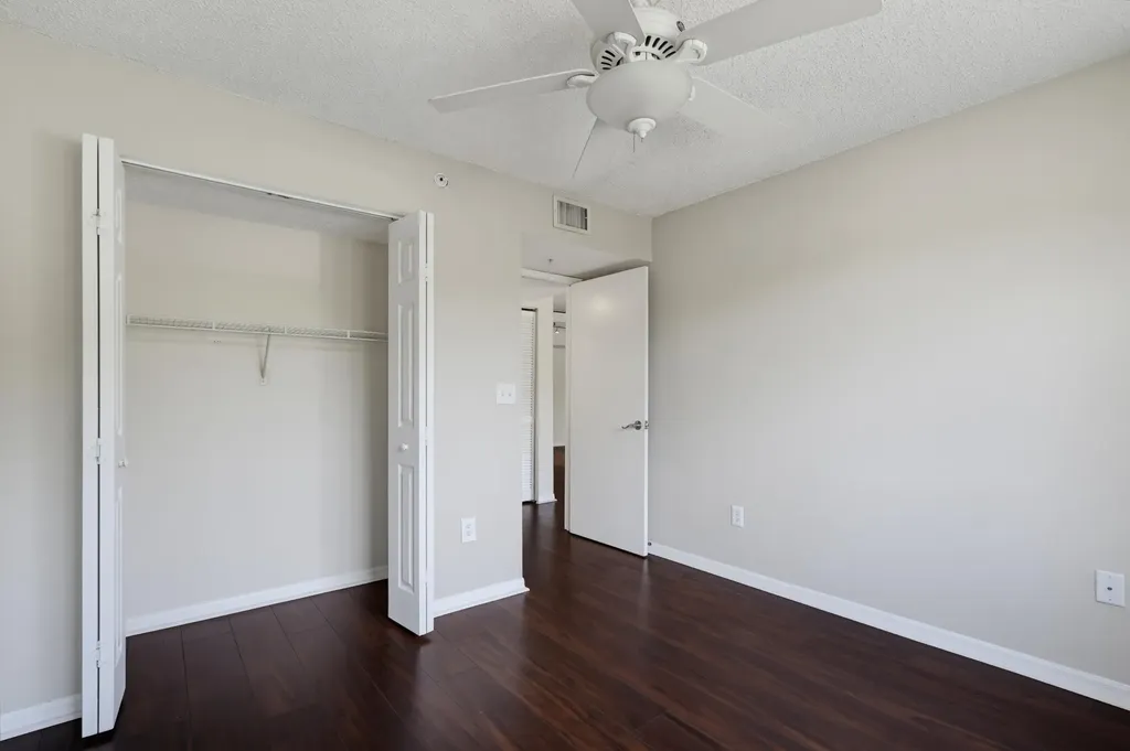 400 N Crestwood Court Court N Royal Palm Beach FL 33411