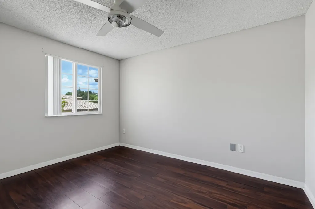 400 N Crestwood Court Court N Royal Palm Beach FL 33411