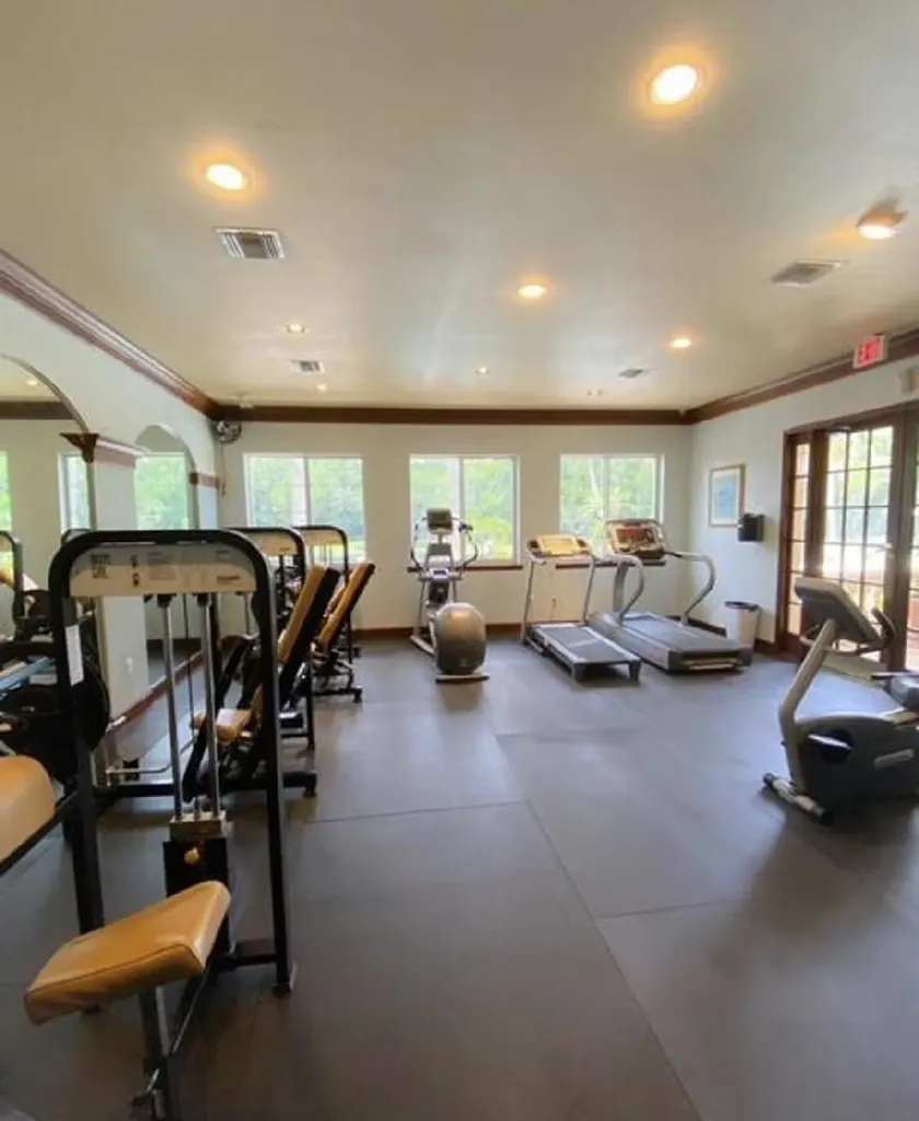 400 N Crestwood Court Court N Royal Palm Beach FL 33411